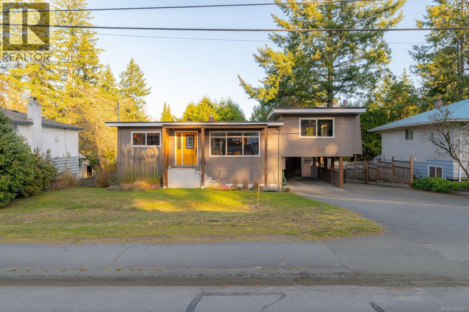3248 Uplands Dr, Nanaimo