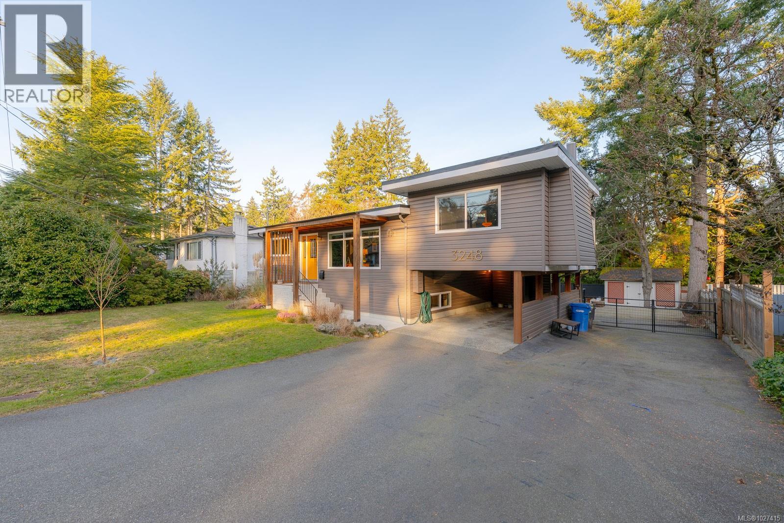 3248 Uplands Dr, Nanaimo