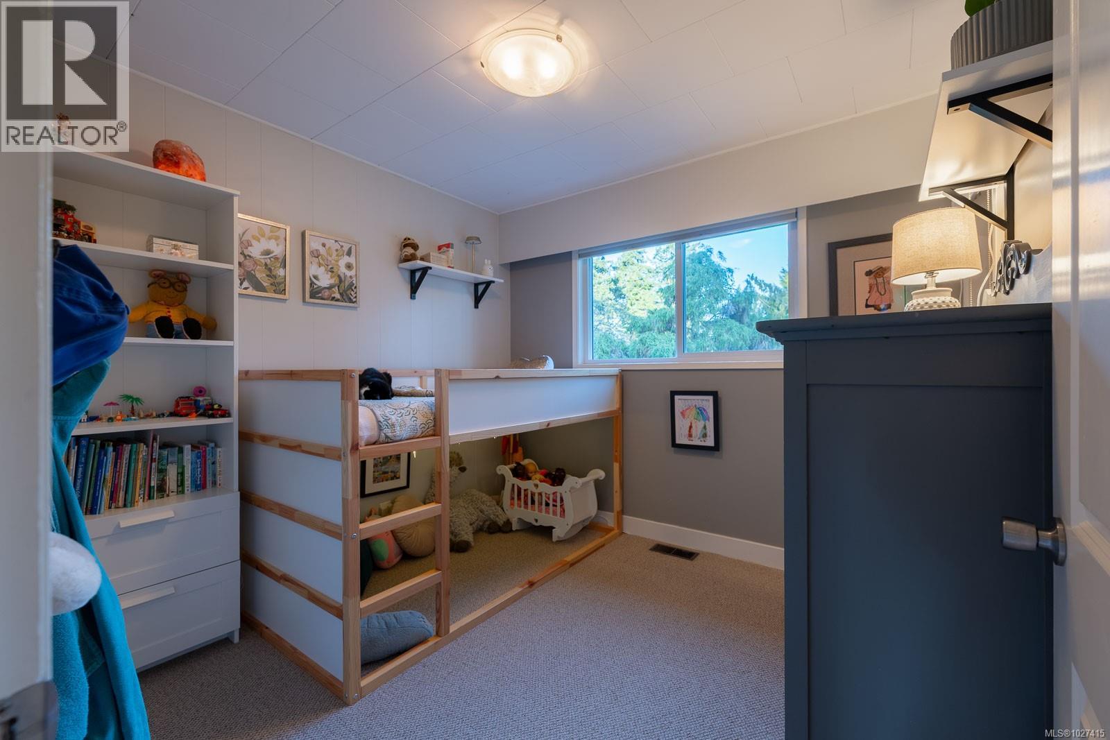 3248 Uplands Dr, Nanaimo