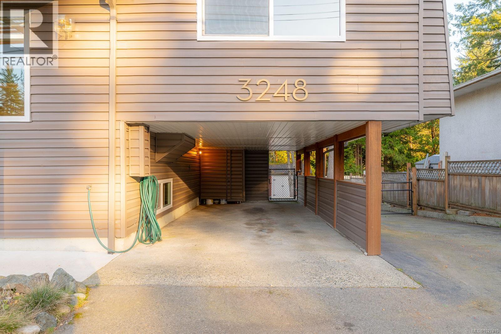 3248 Uplands Dr, Nanaimo