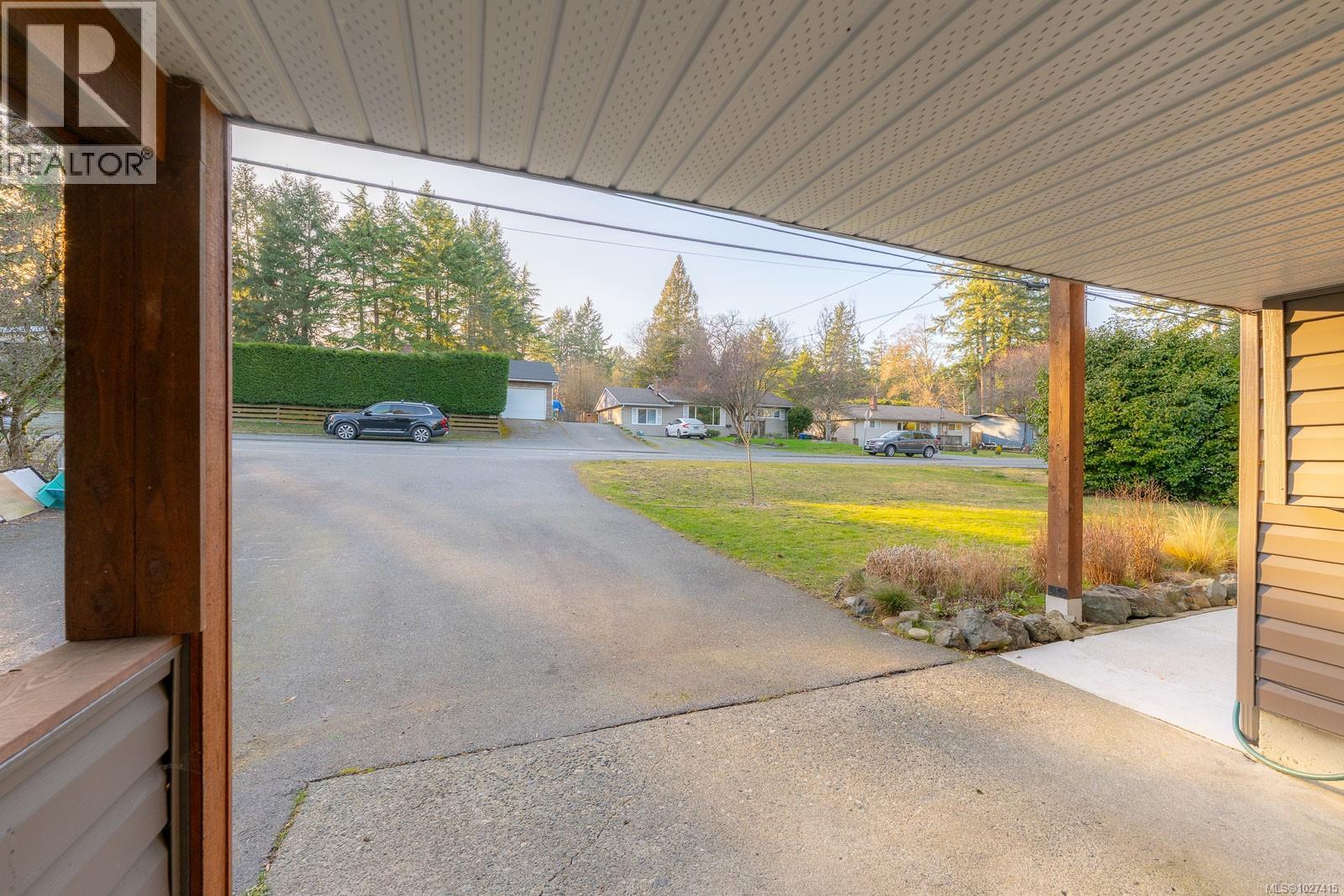 3248 Uplands Dr, Nanaimo