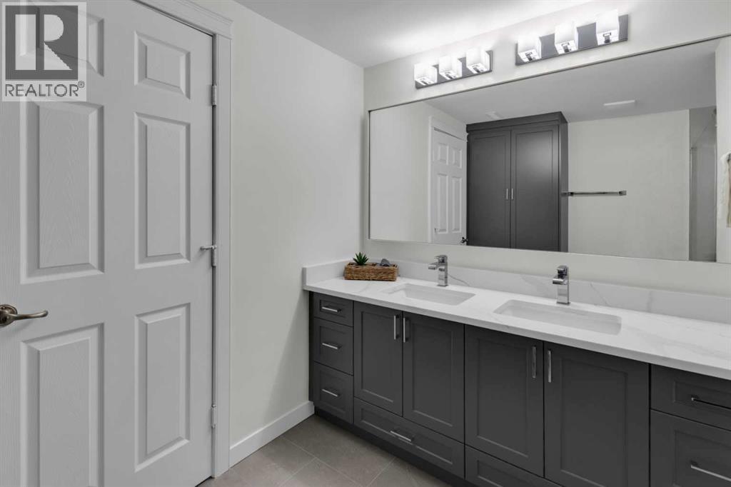 Single Family House for Sale in  Discovery Ridge Boulevard SW Discovery Ridge Calgary 