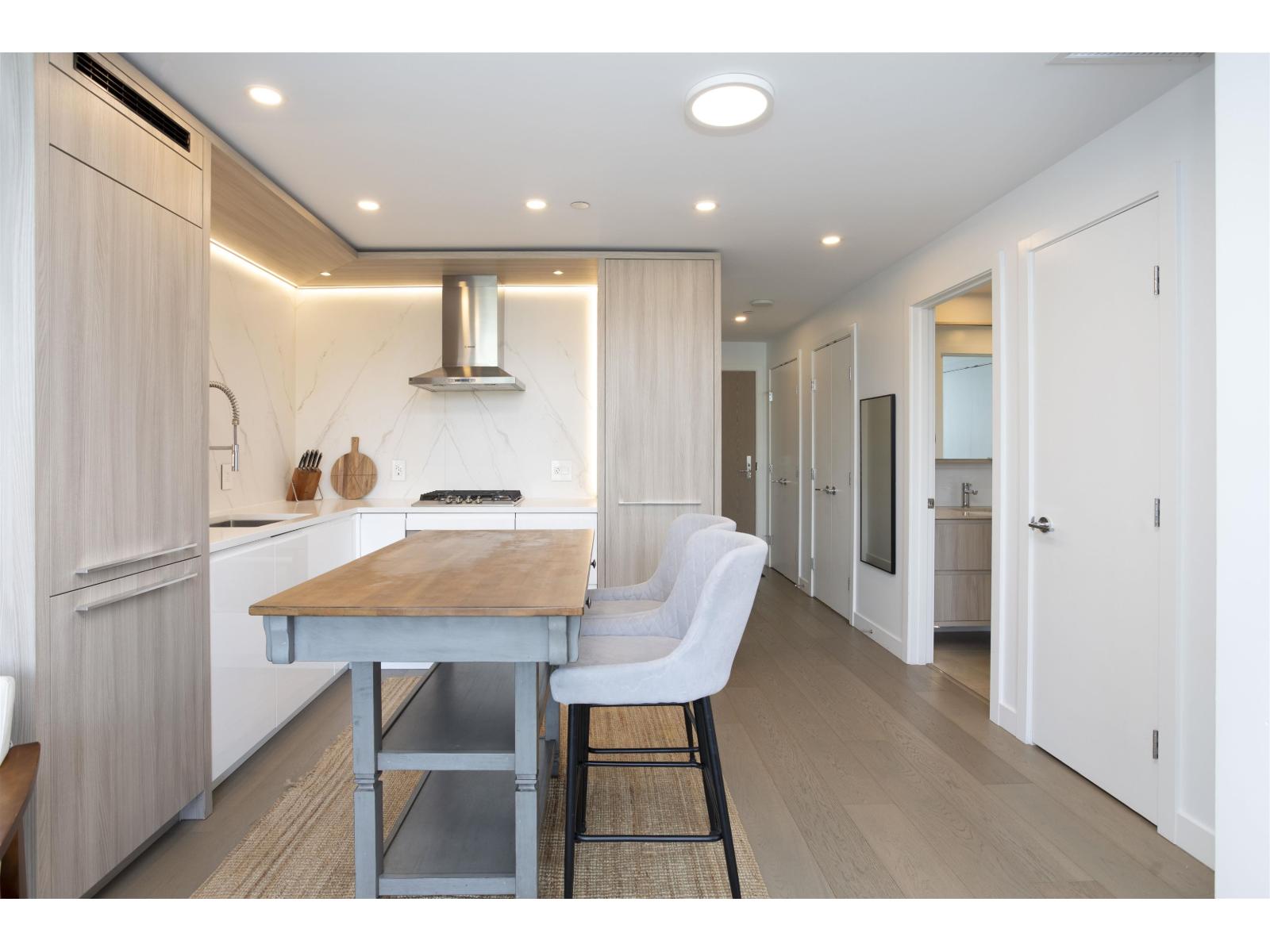 1103 15165 THRIFT AVENUE, White Rock