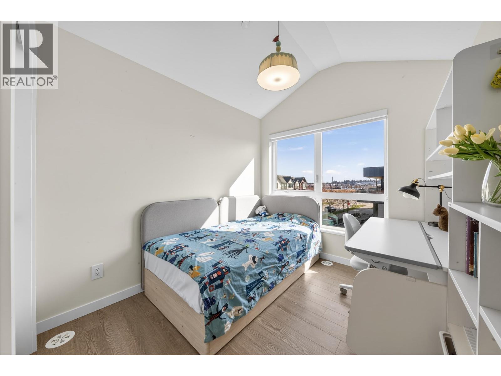 #111-4662 HEMLOCK Way, Tsawwassen