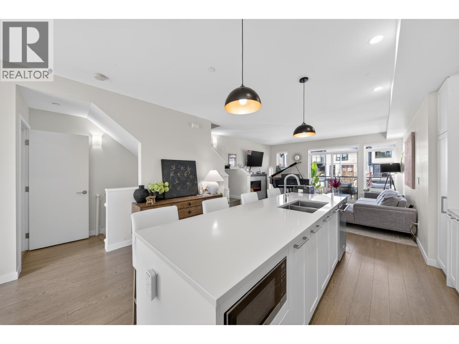 #111-4662 HEMLOCK Way, Tsawwassen