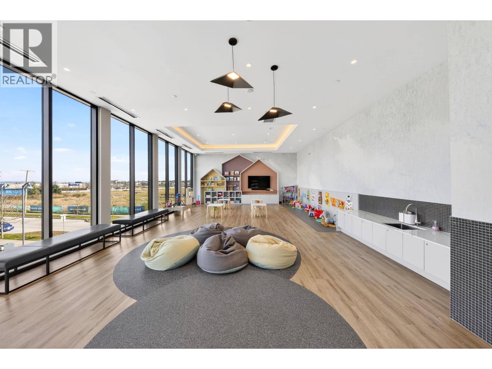 #111-4662 HEMLOCK Way, Tsawwassen