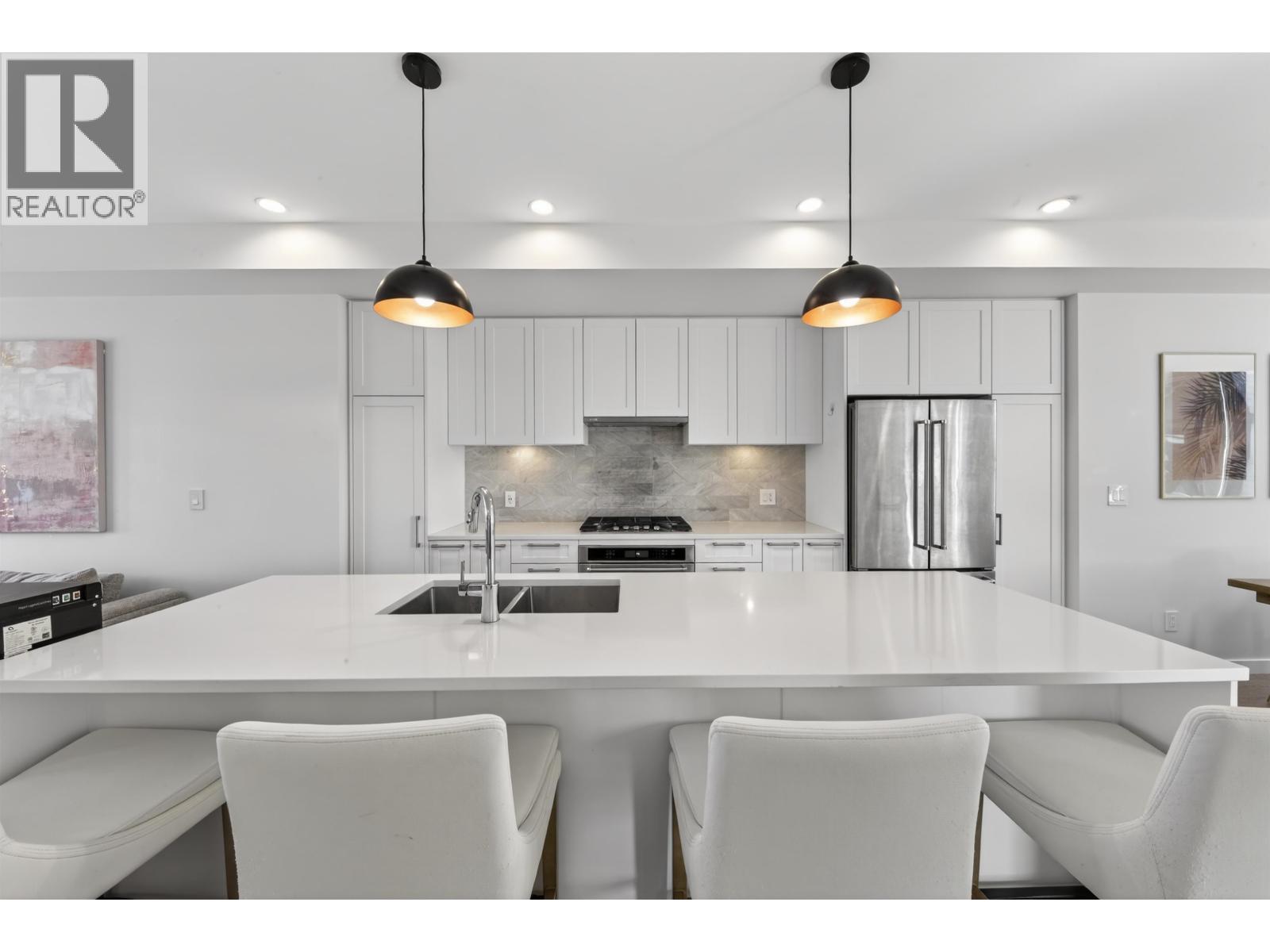 #111-4662 HEMLOCK Way, Tsawwassen