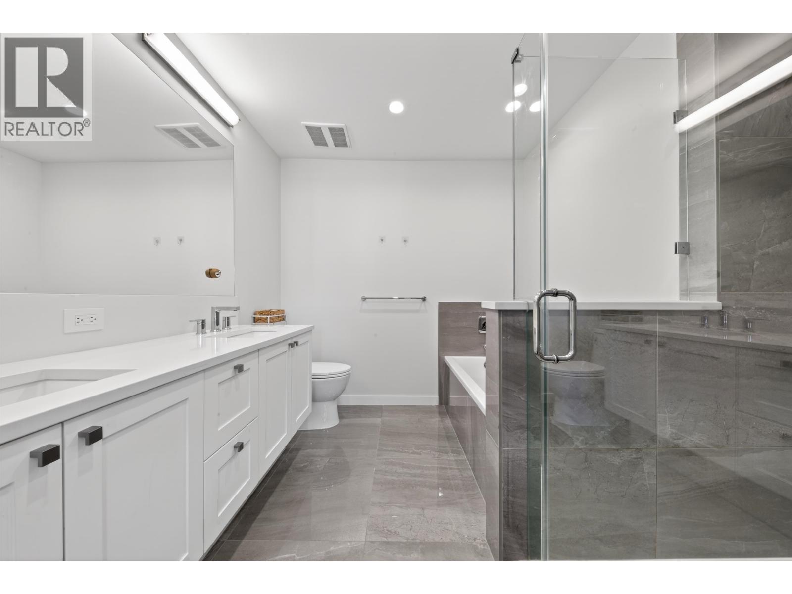 #111-4662 HEMLOCK Way, Tsawwassen