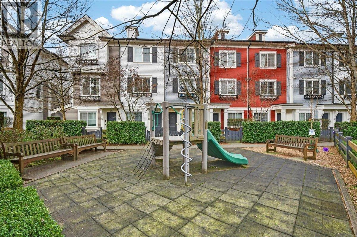 39 3010 RIVERBEND DRIVE, Coquitlam