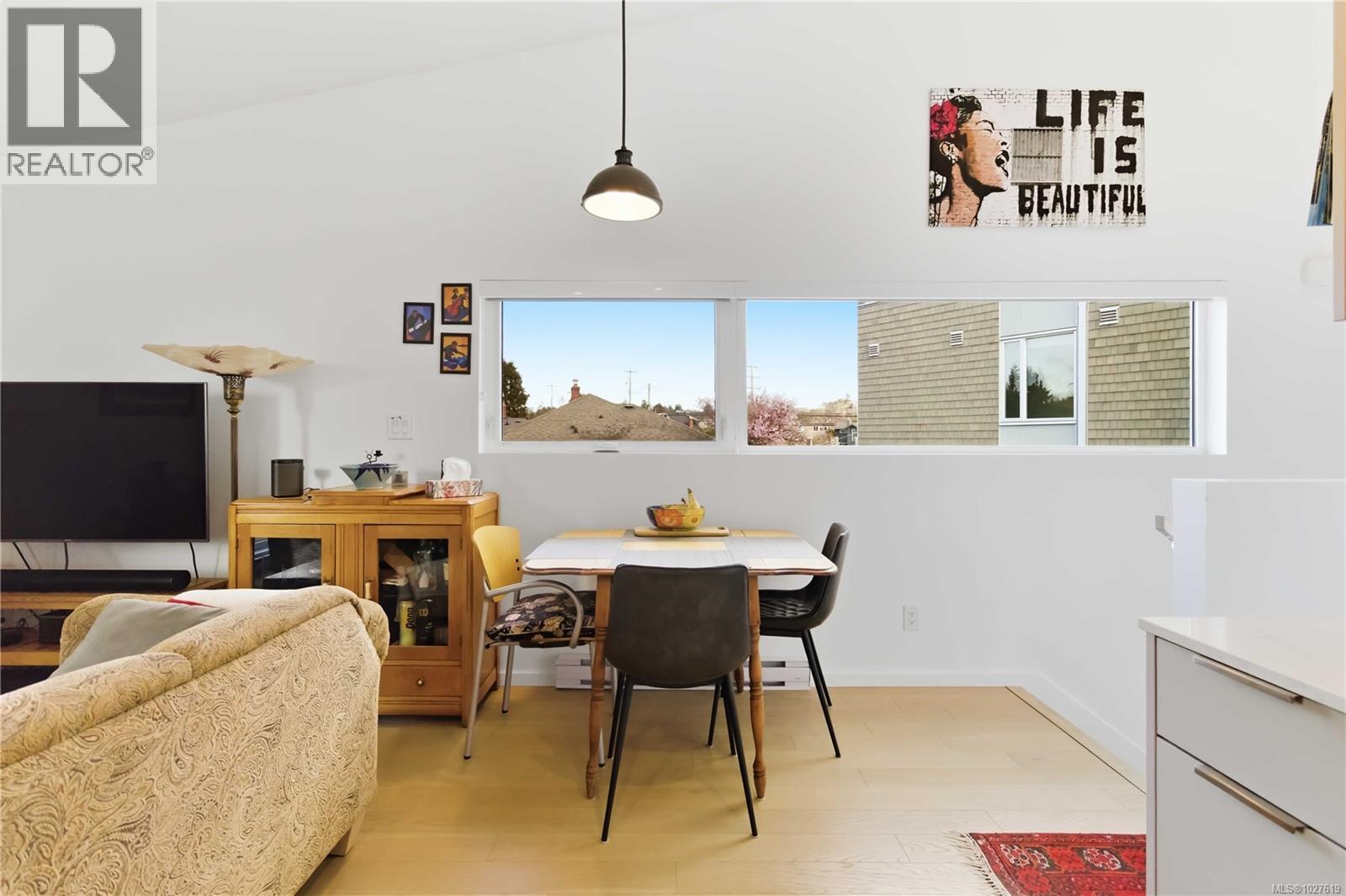 122 1720 Fairfield Road, Victoria