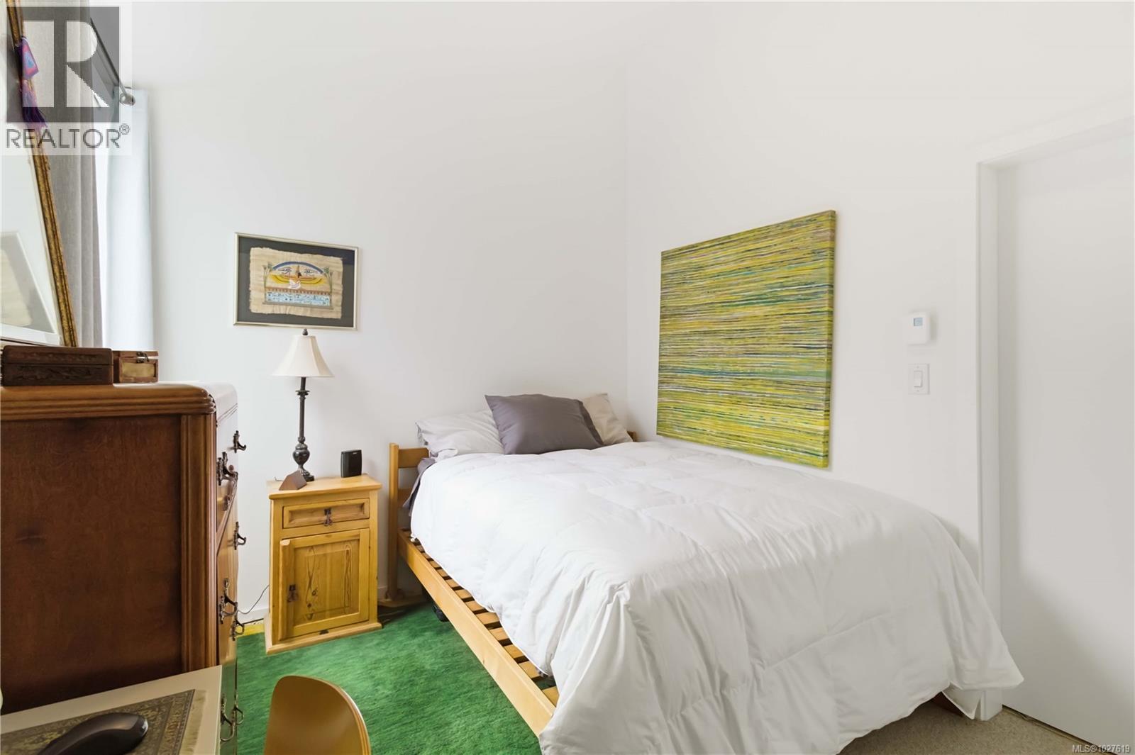 122 1720 Fairfield Road, Victoria