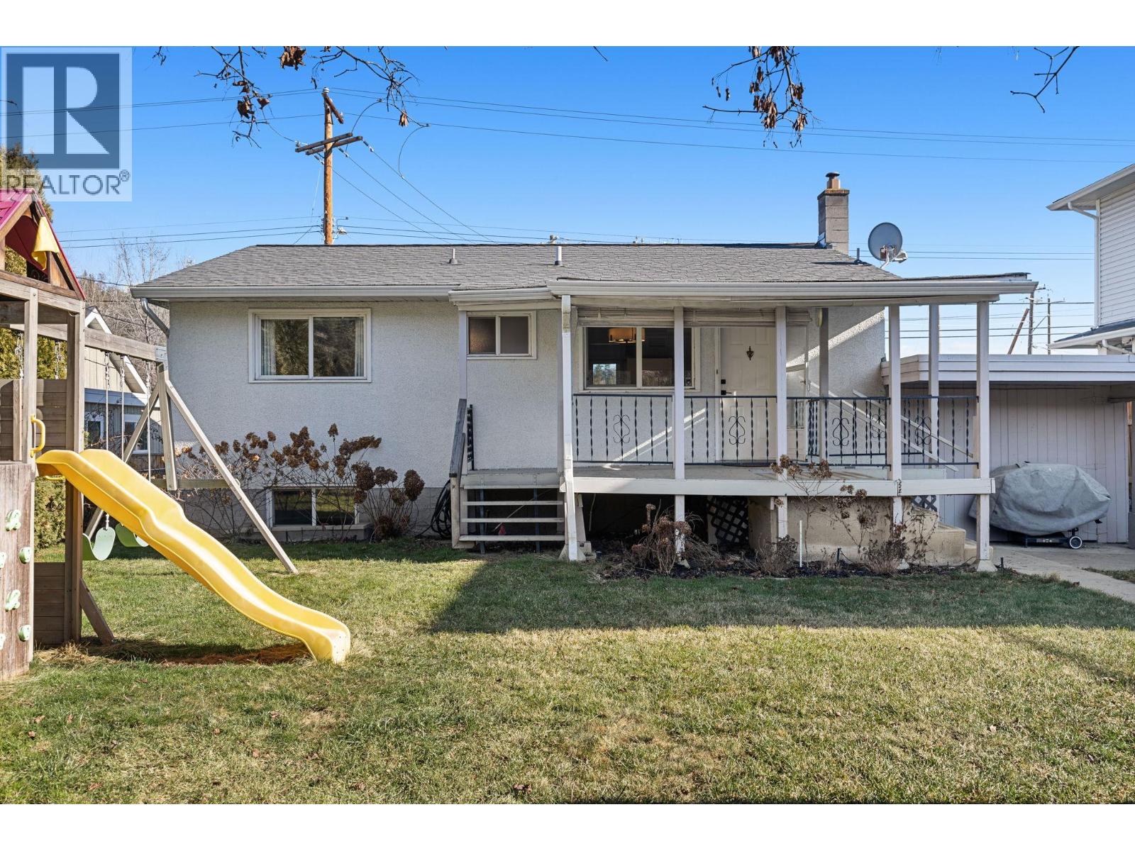 594 Snowsell Street N, Kelowna