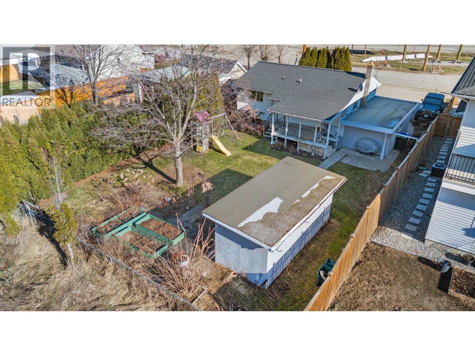 594 Snowsell Street N, Kelowna