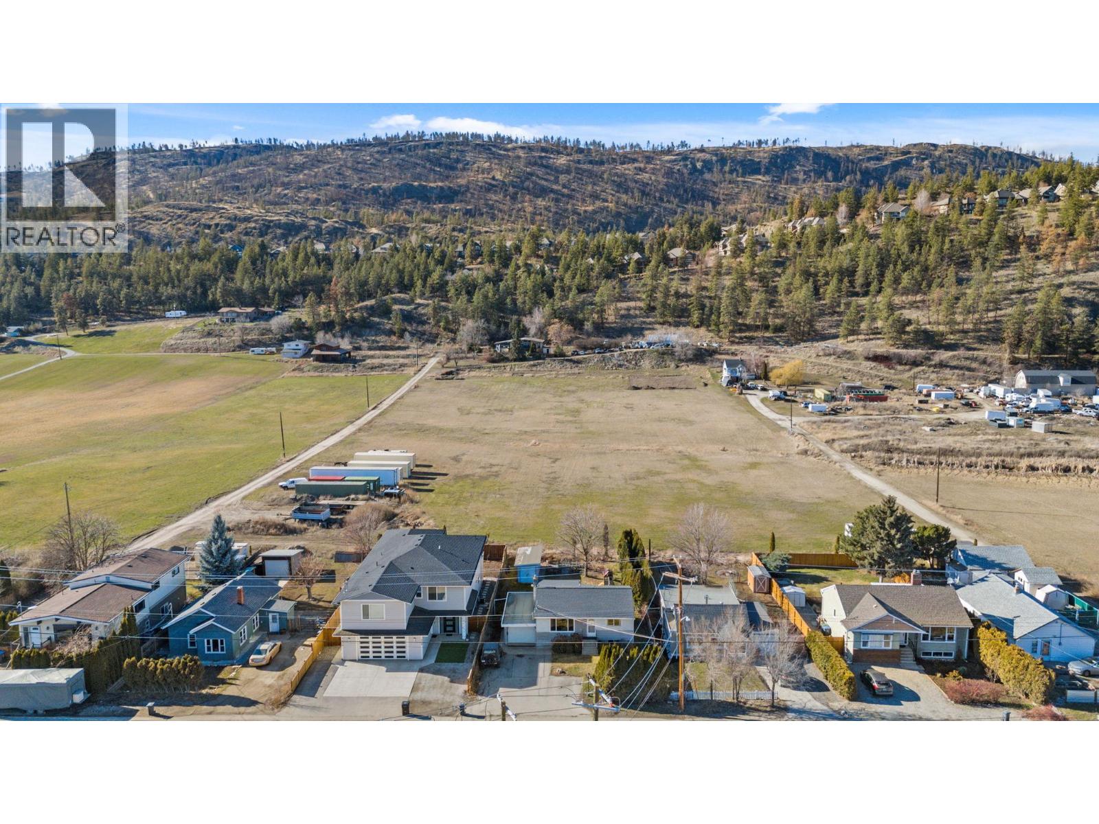 594 Snowsell Street N, Kelowna