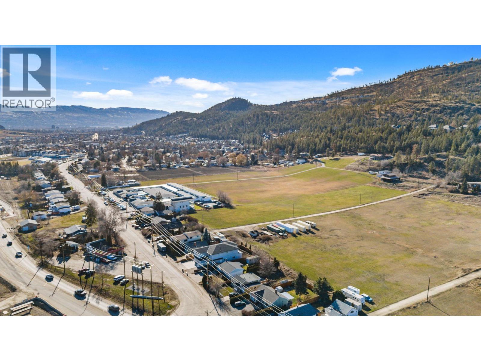 594 Snowsell Street N, Kelowna