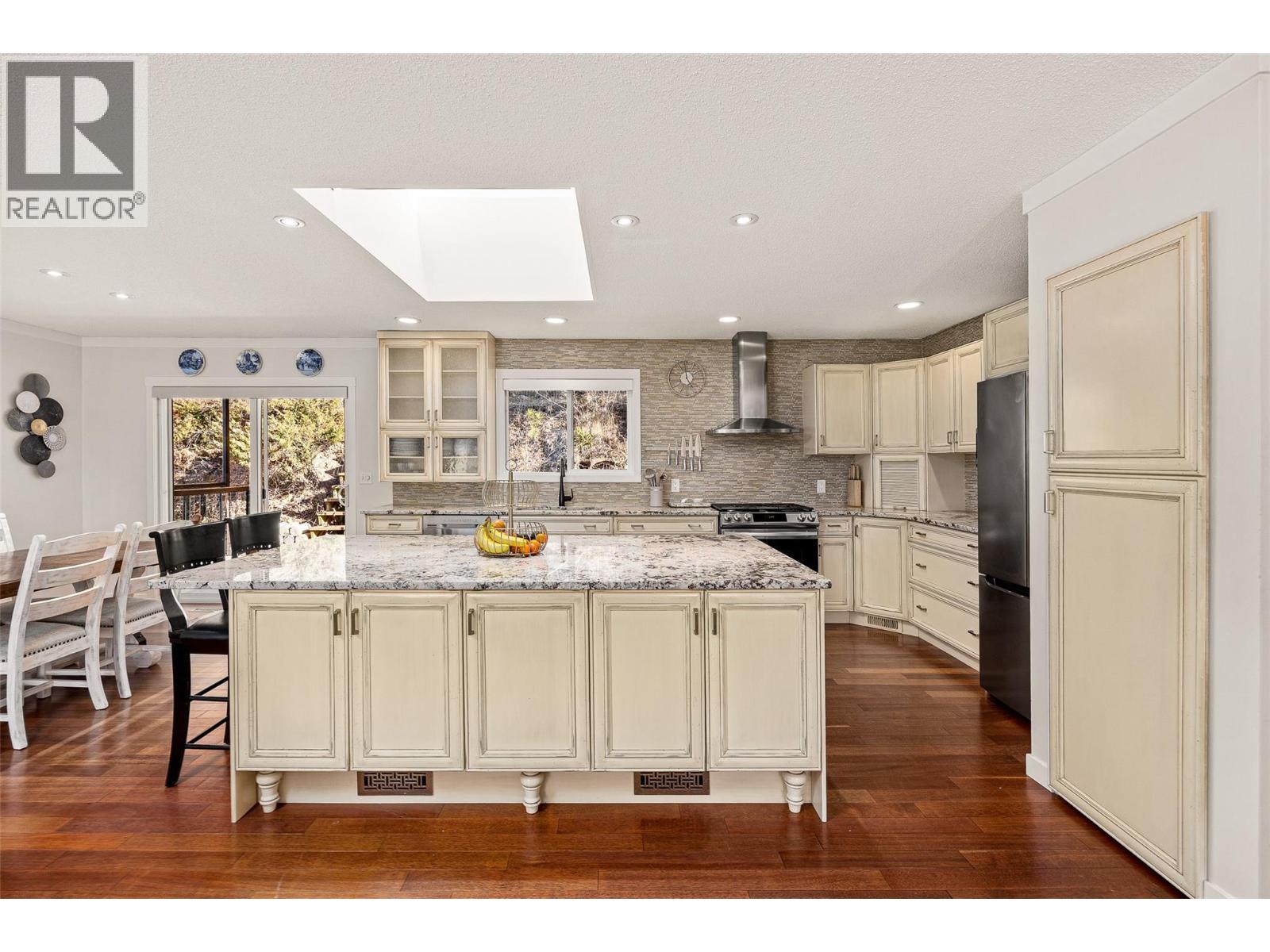 113 Clifton Road, Kelowna