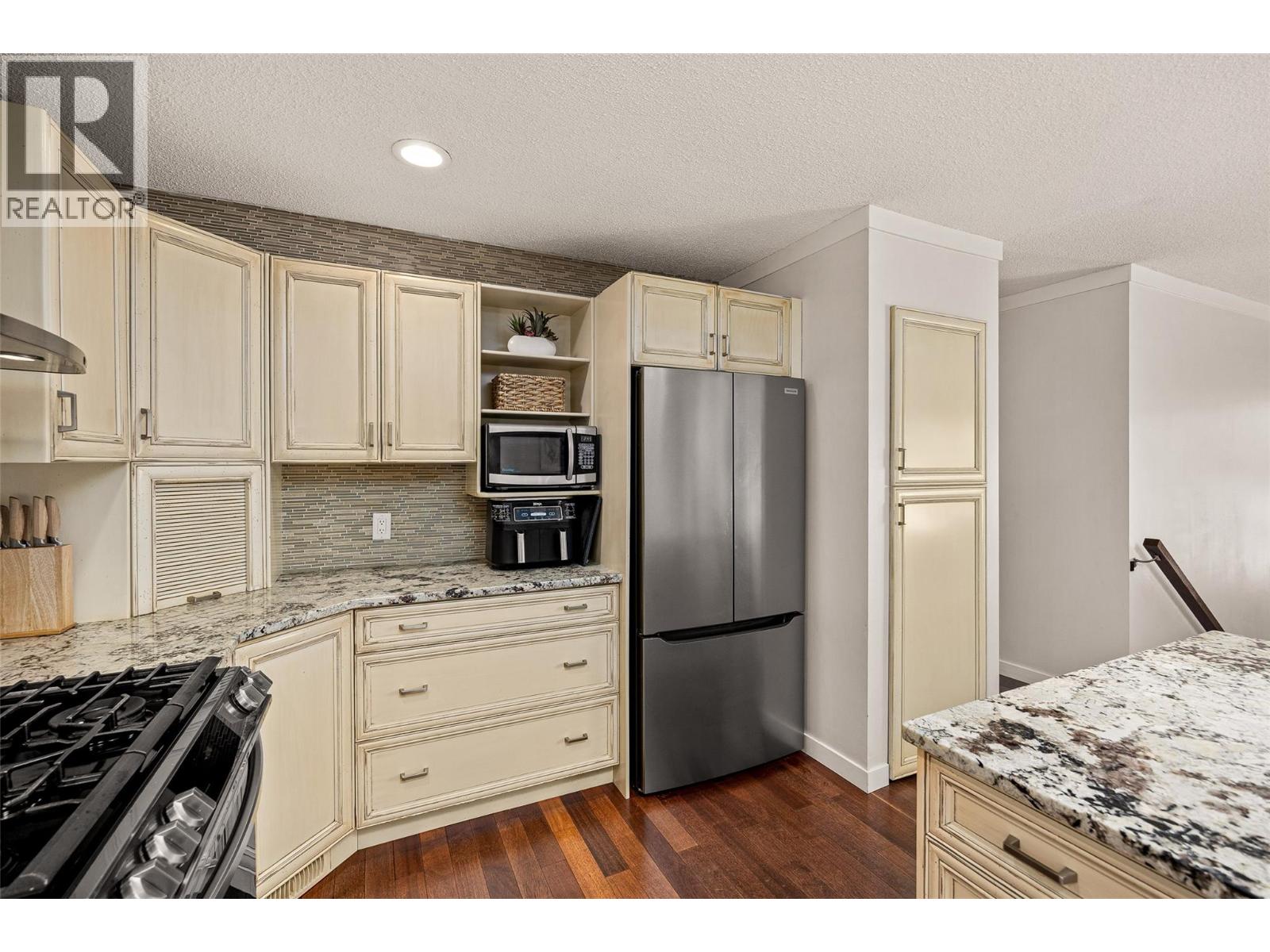 113 Clifton Road, Kelowna