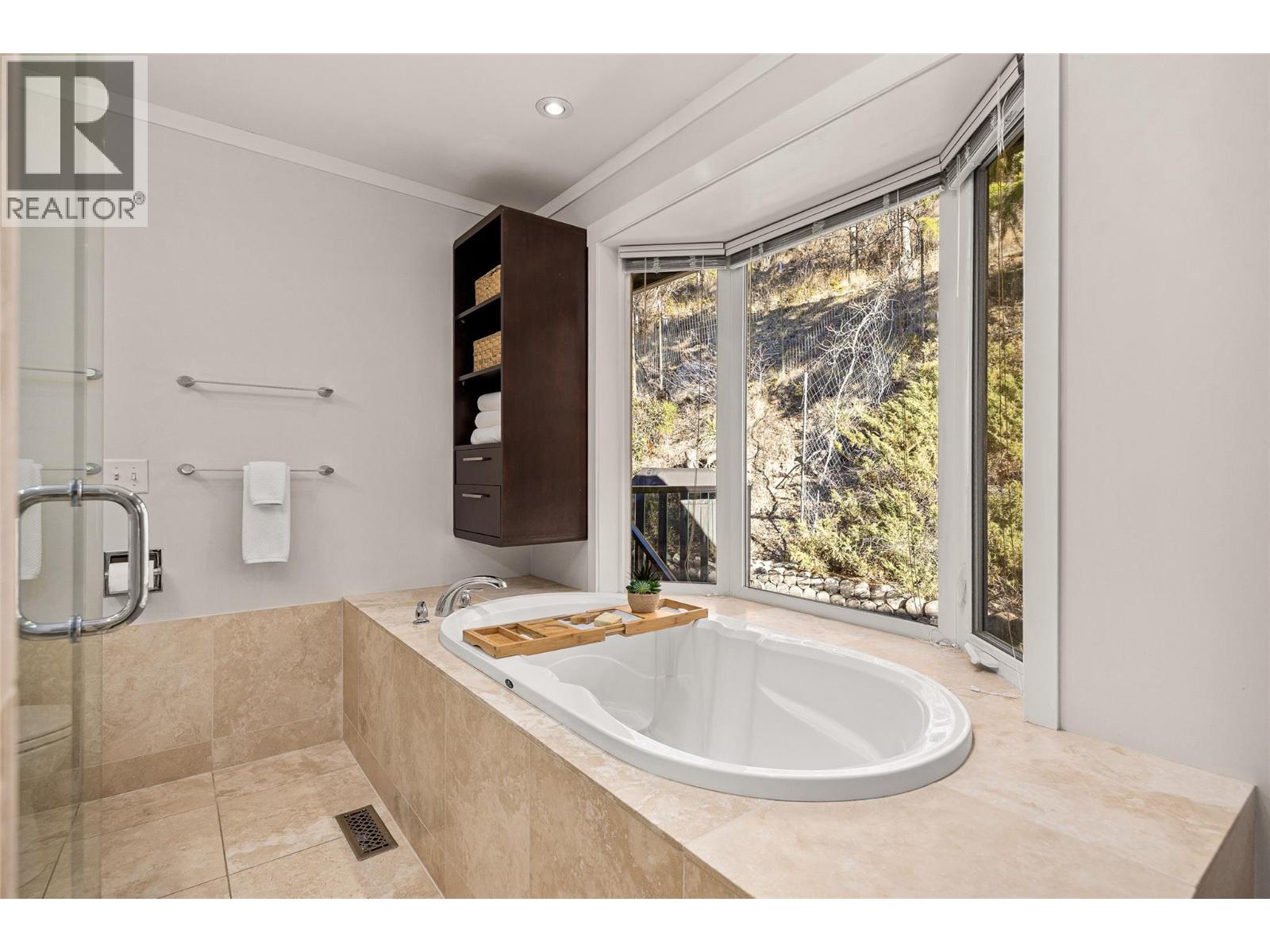 113 Clifton Road, Kelowna