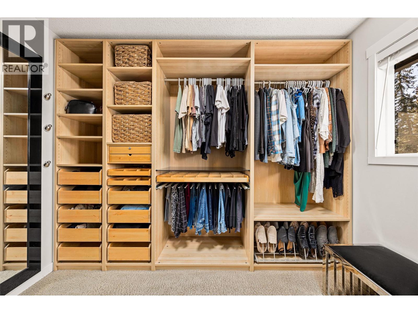 113 Clifton Road, Kelowna