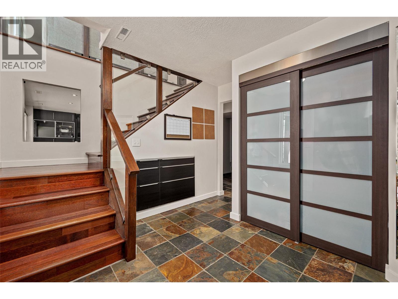 113 Clifton Road, Kelowna