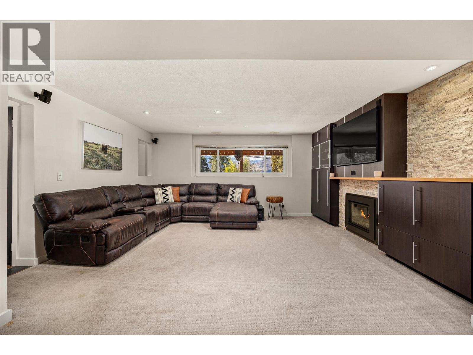 113 Clifton Road, Kelowna