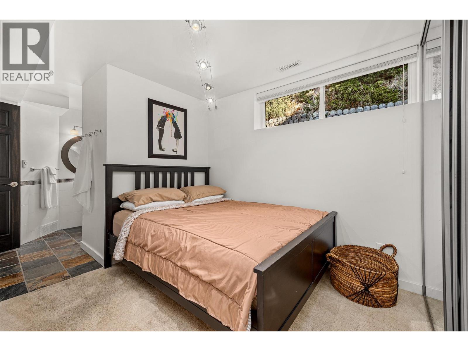 113 Clifton Road, Kelowna