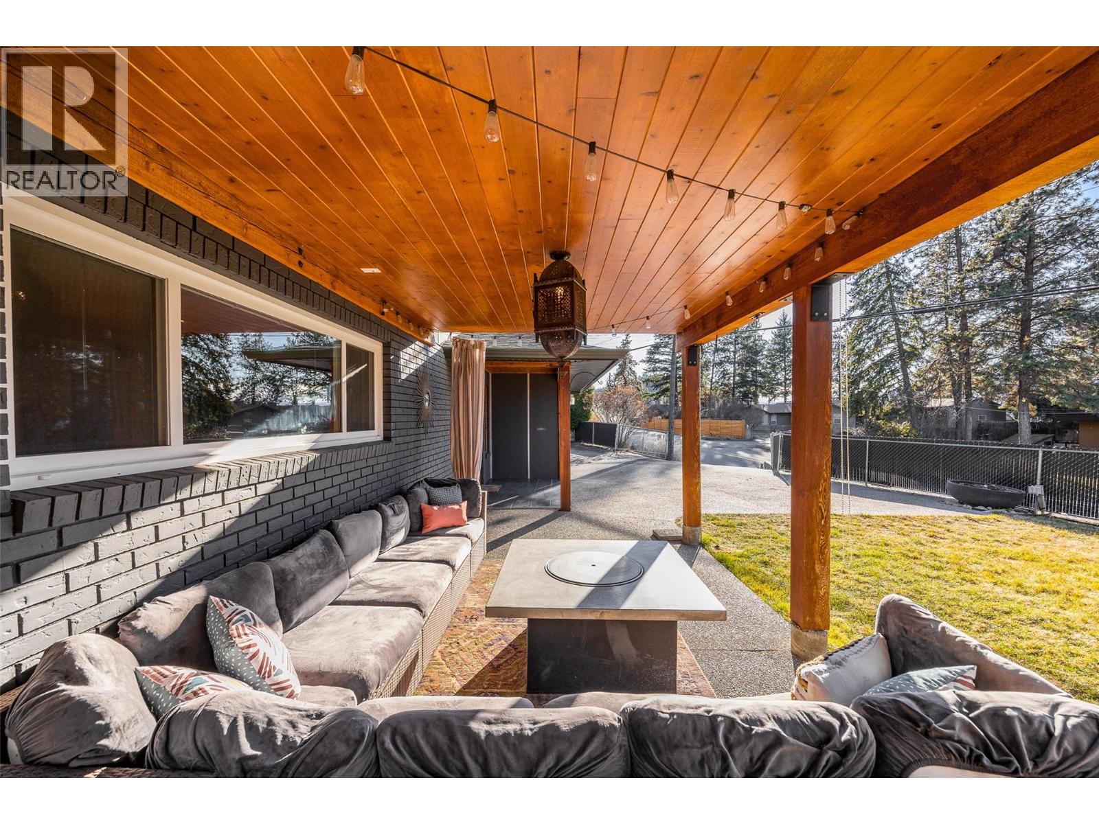 113 Clifton Road, Kelowna