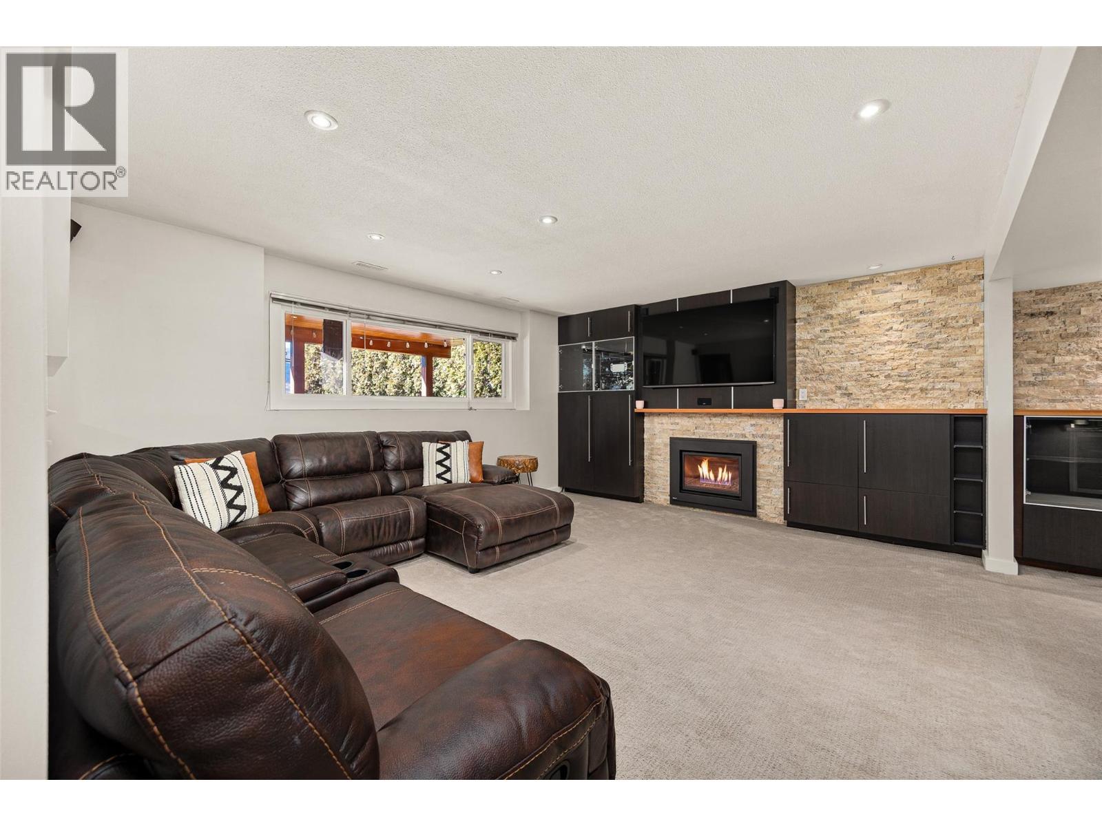 113 Clifton Road, Kelowna