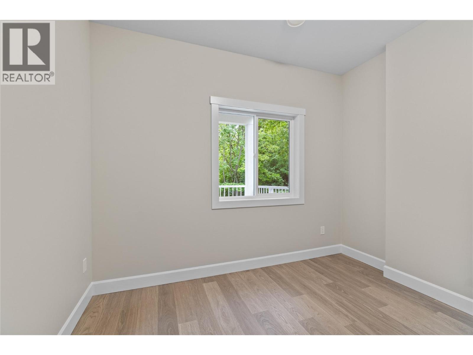 806 Cliff Avenue Unit# 104, Enderby