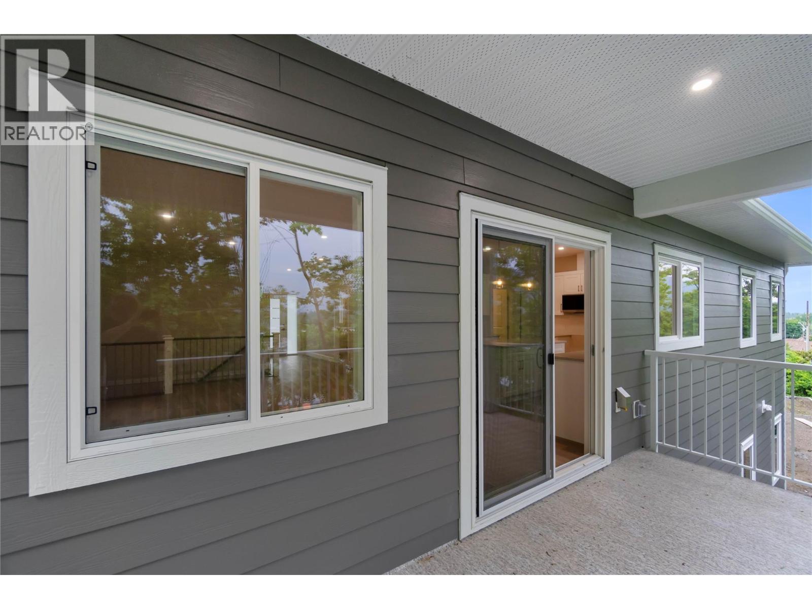 806 Cliff Avenue Unit# 104, Enderby