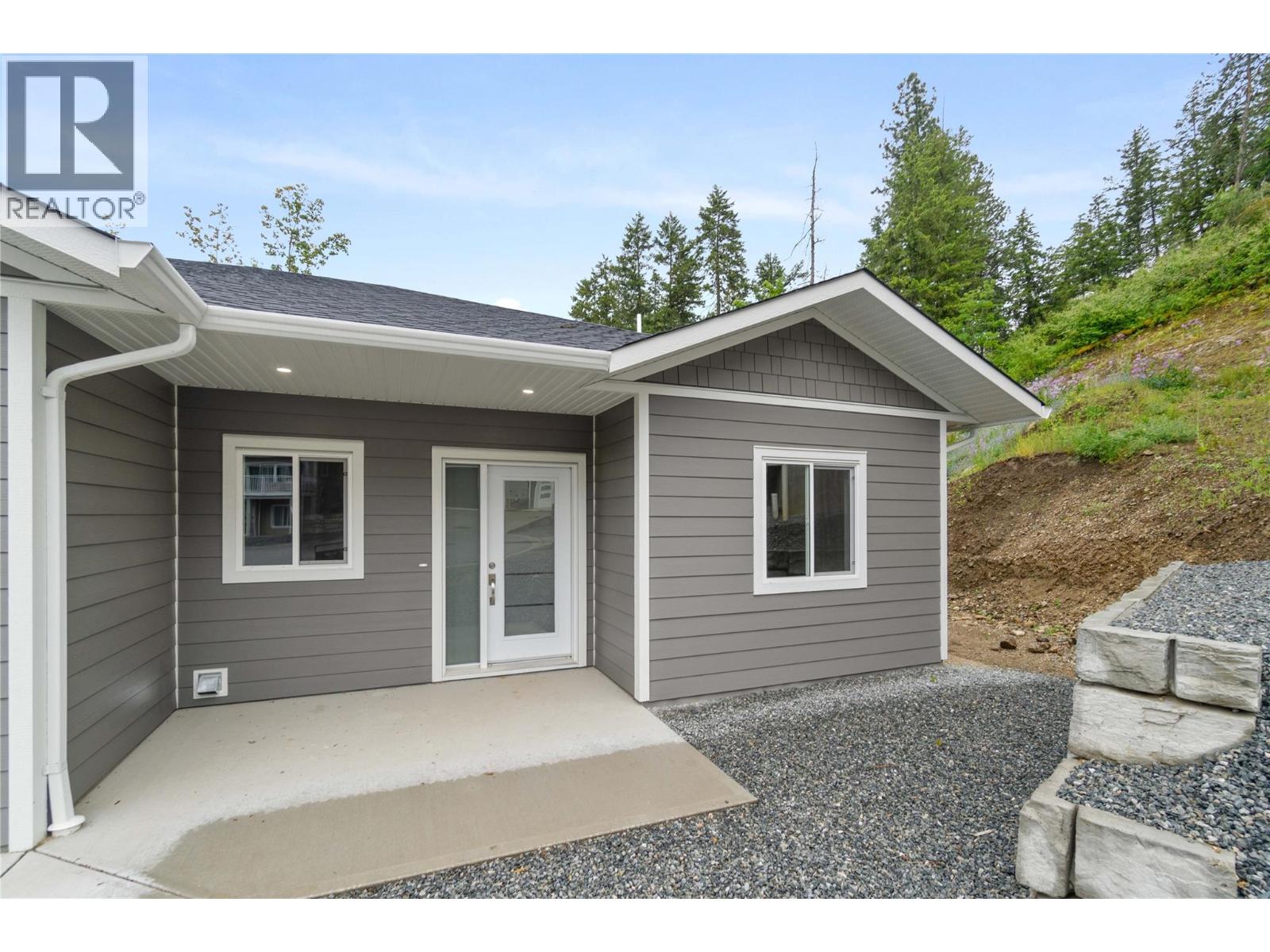 806 Cliff Avenue Unit# 104, Enderby