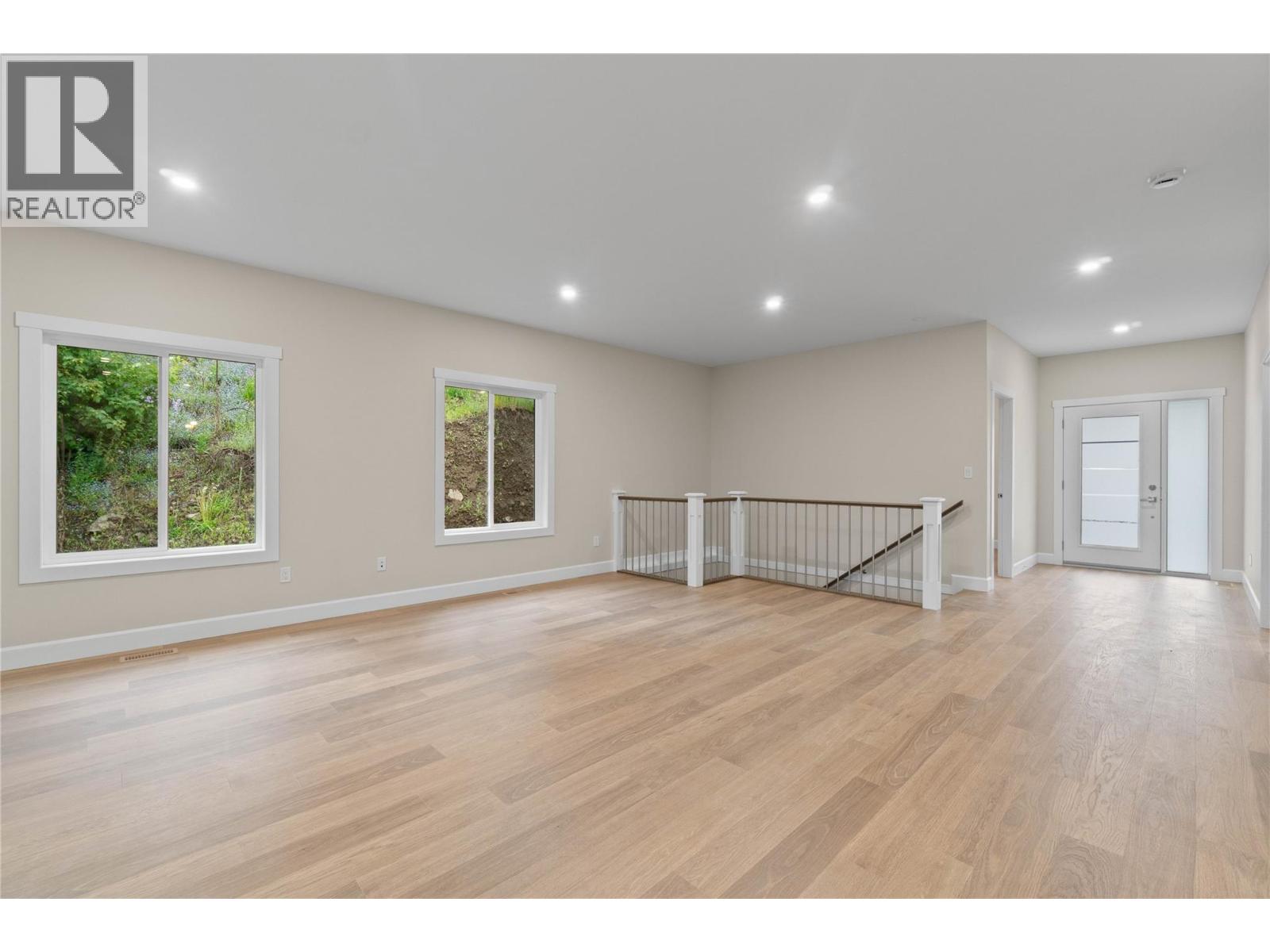 806 Cliff Avenue Unit# 104, Enderby