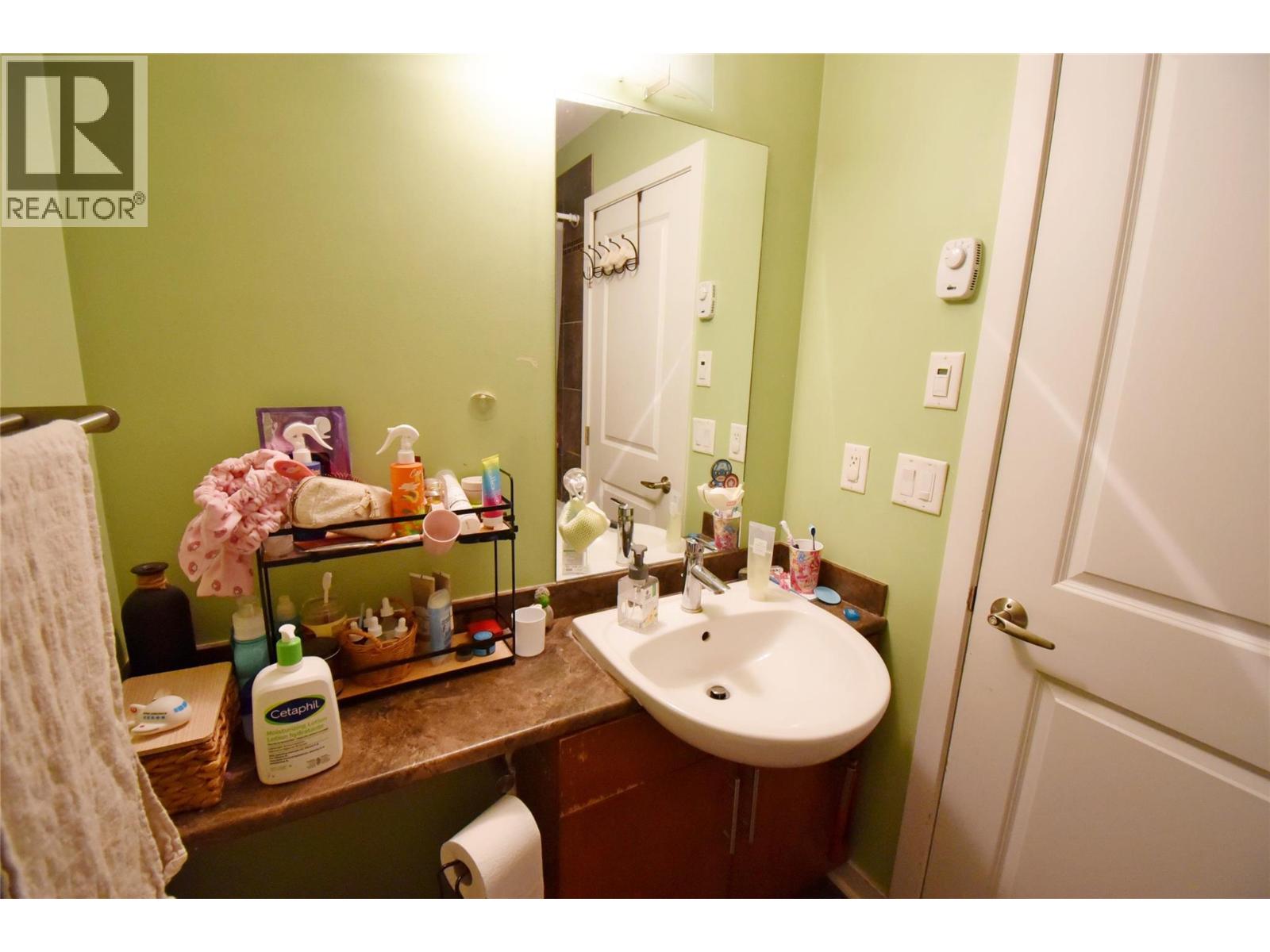 #102 4205 27 Street - 45