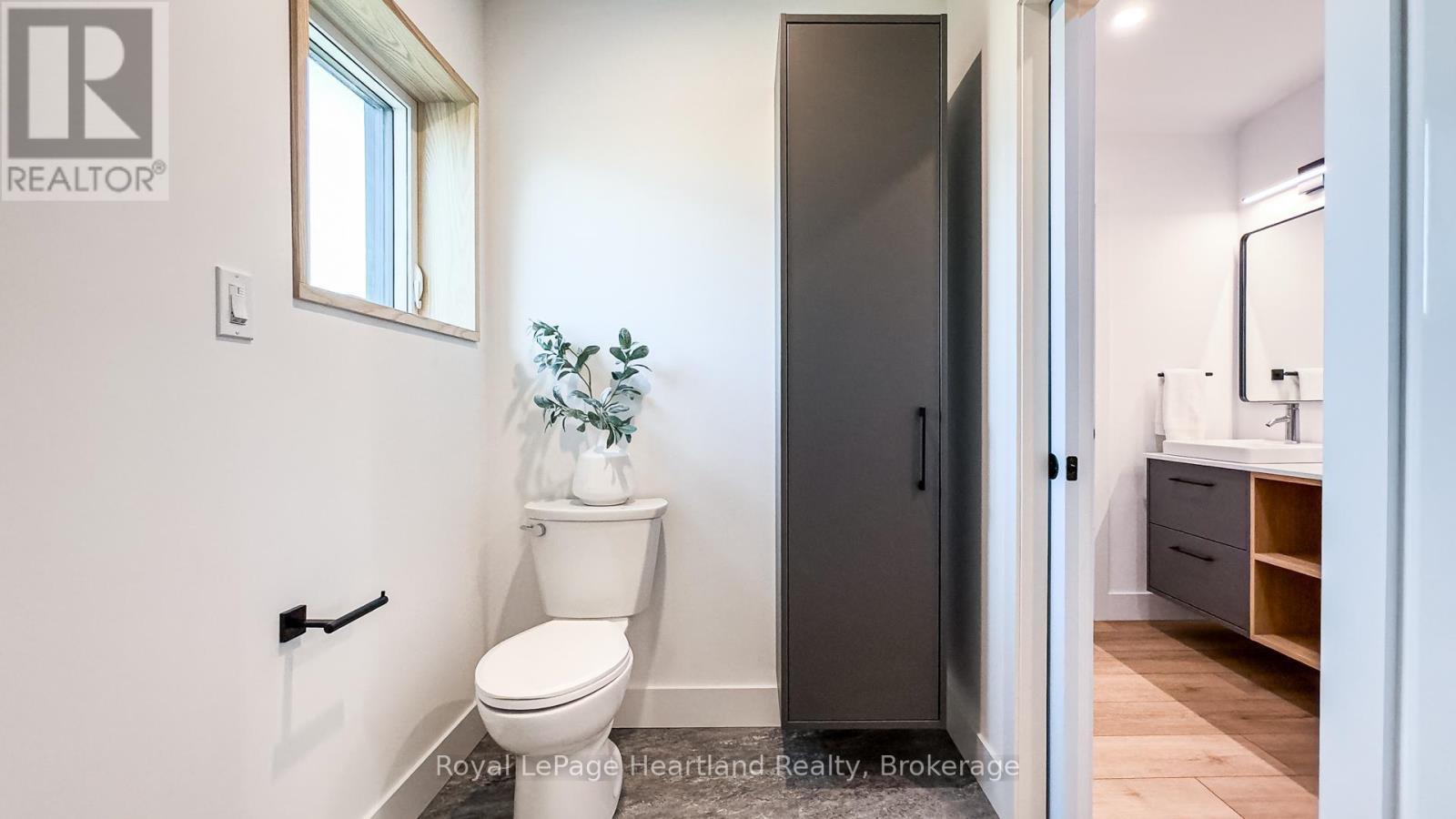 89 ISOBEL STREET - 44