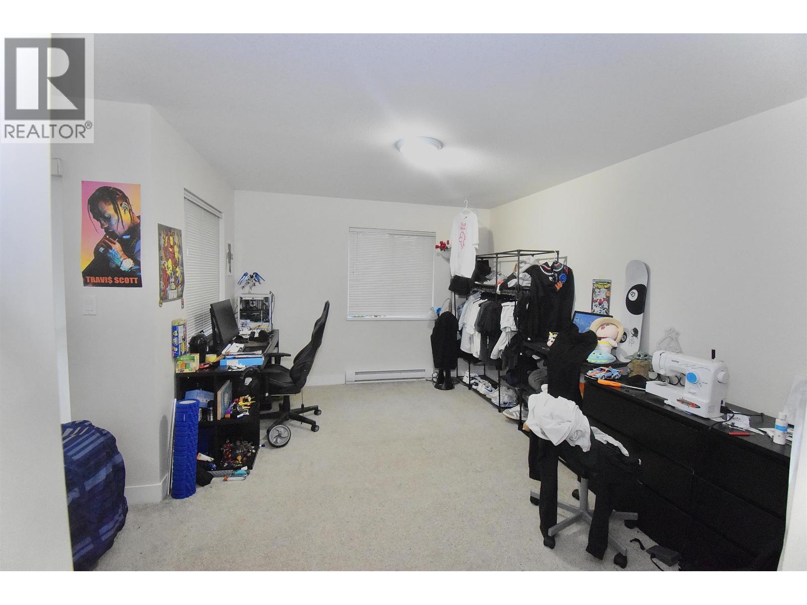 16 624 SHAW ROAD, Gibsons