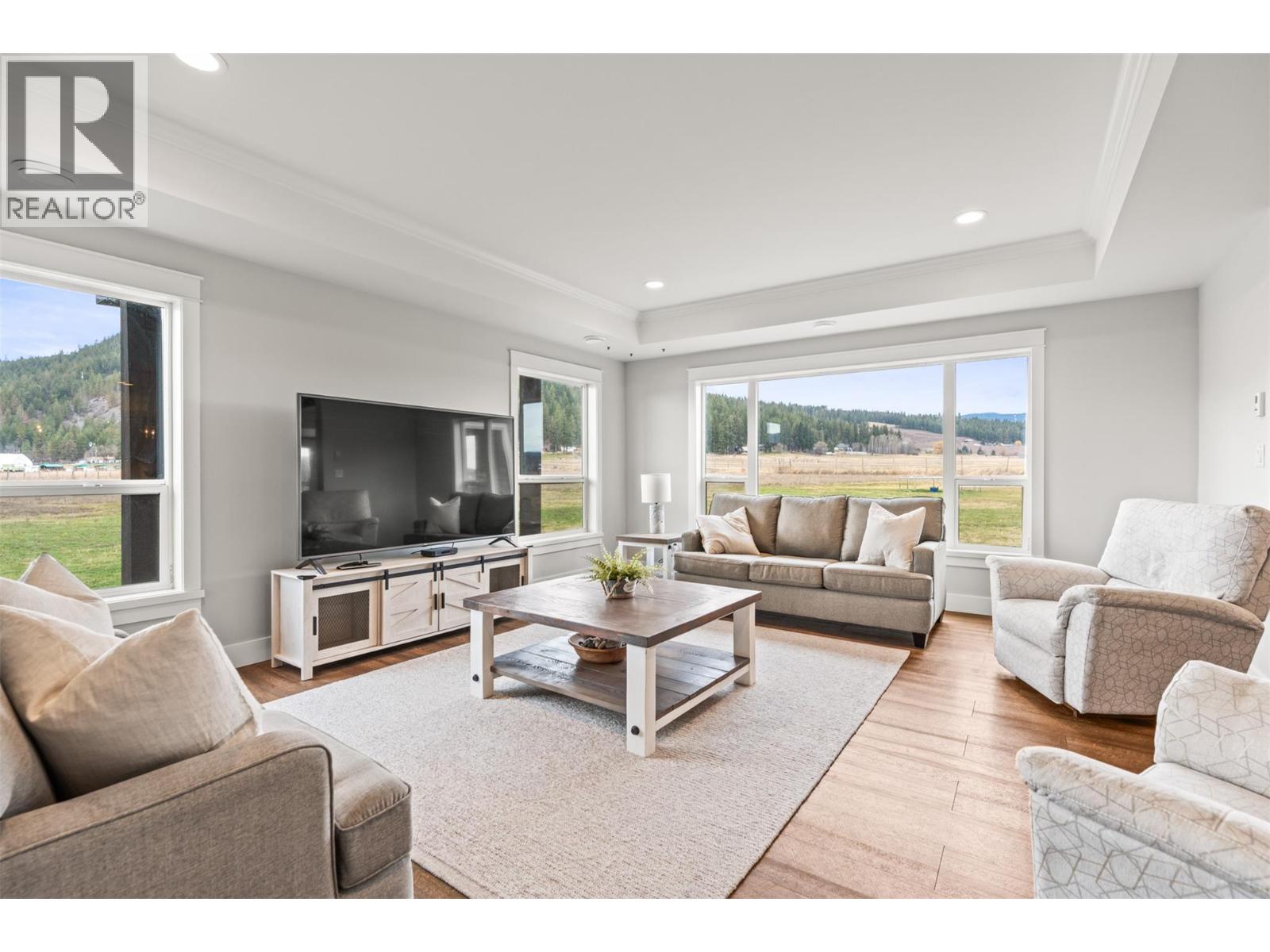 4160 Noble Road, Spallumcheen