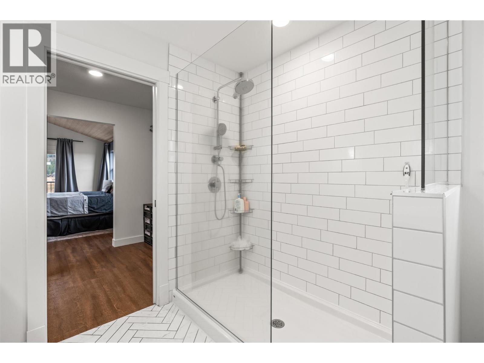 4160 Noble Road, Spallumcheen