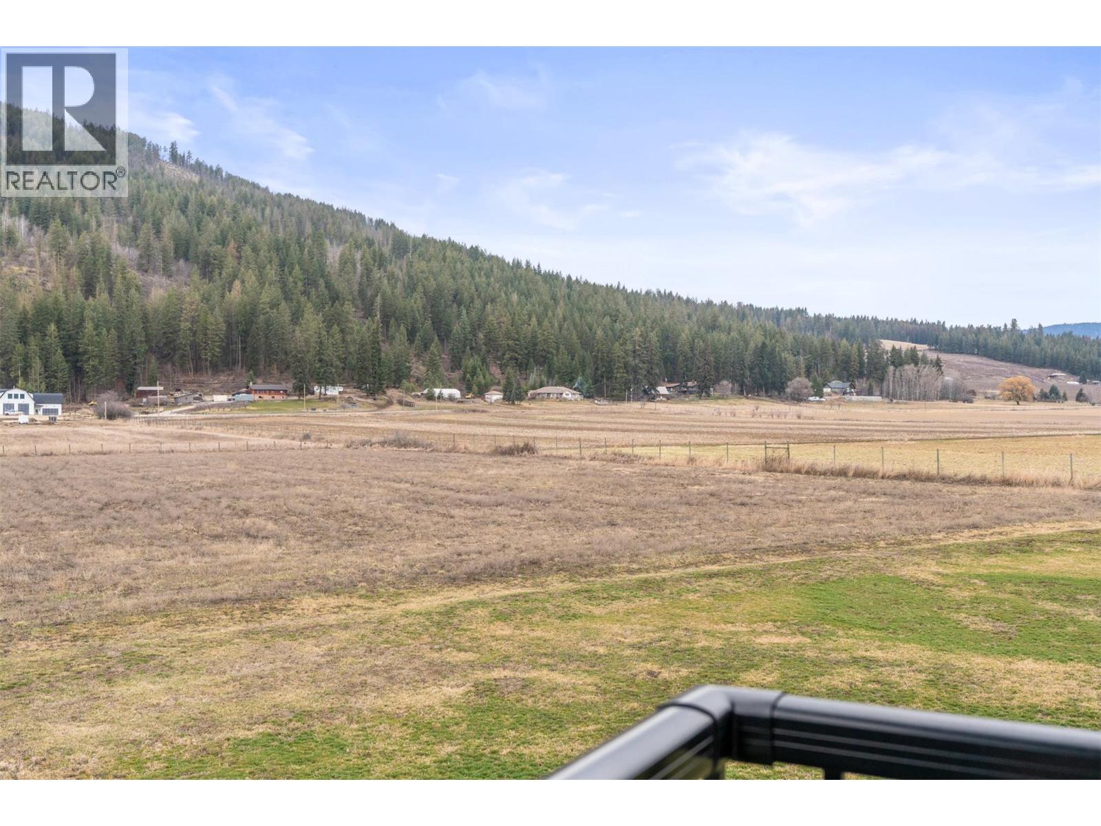 4160 Noble Road, Spallumcheen