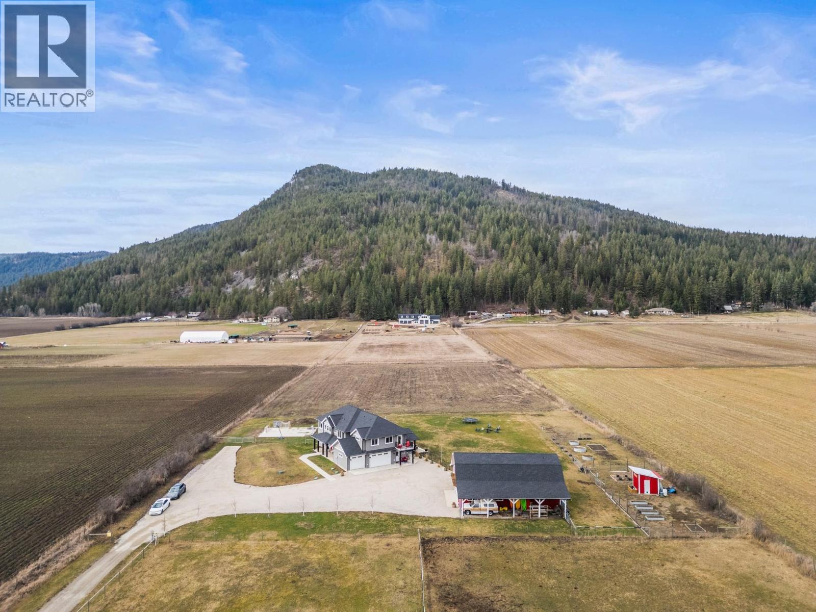 4160 Noble Road, Spallumcheen