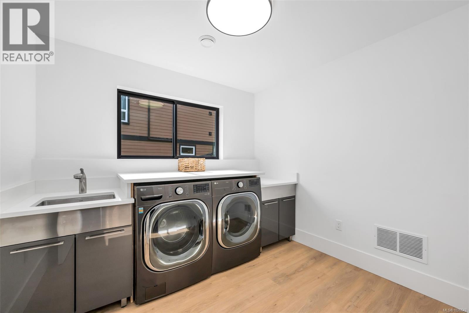 21 1060 Shore Pine Close, Duncan