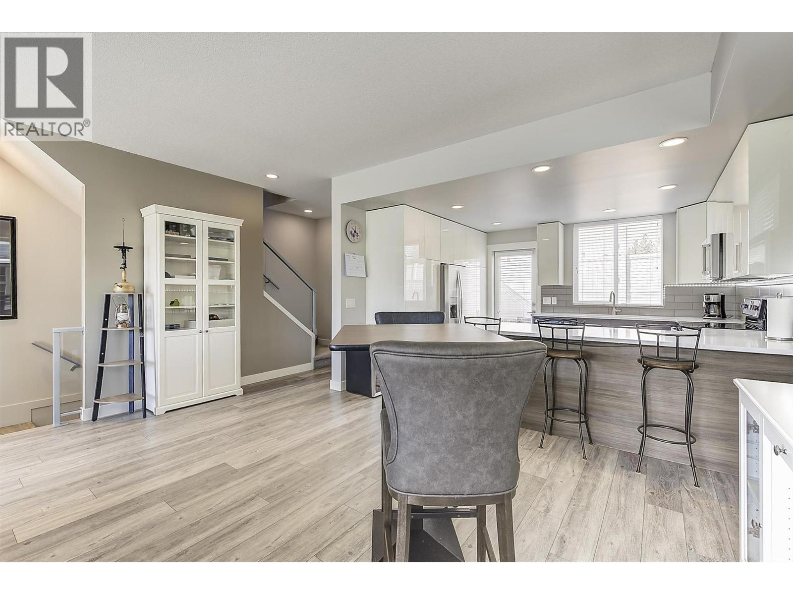 1 2049 Elkridge Drive, West Kelowna