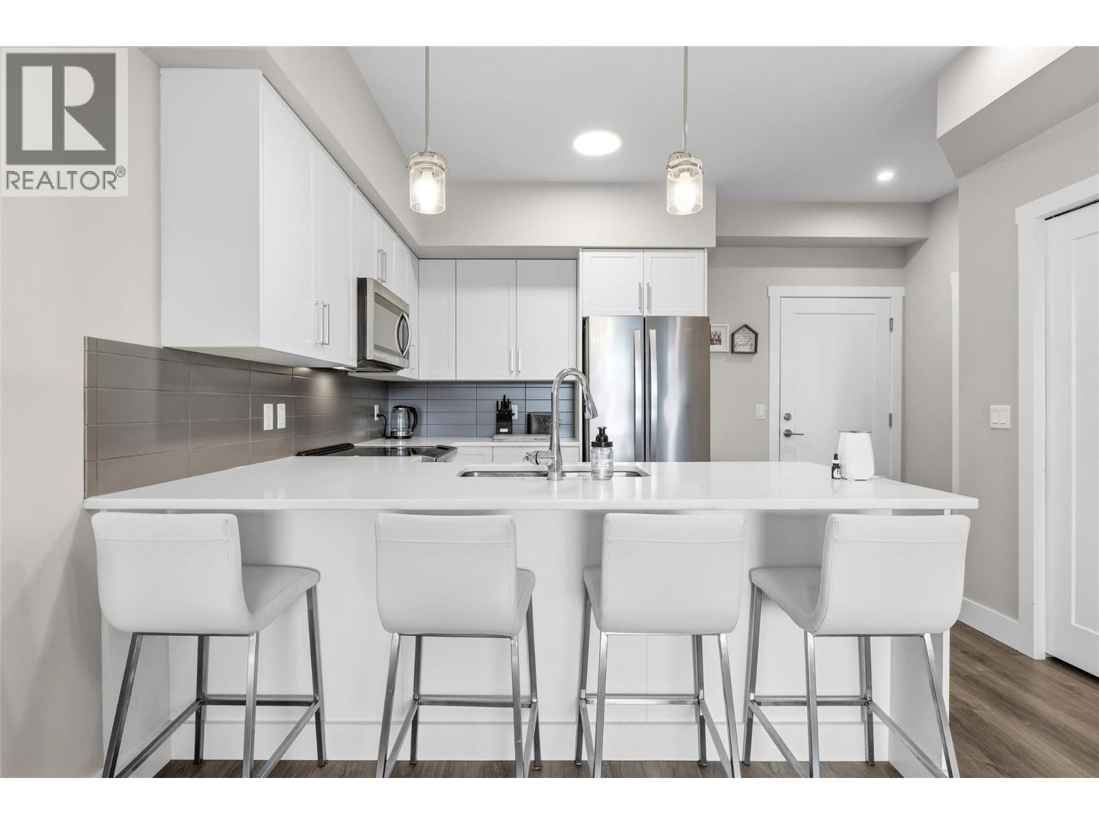 311 3090 Burtch Road, Kelowna