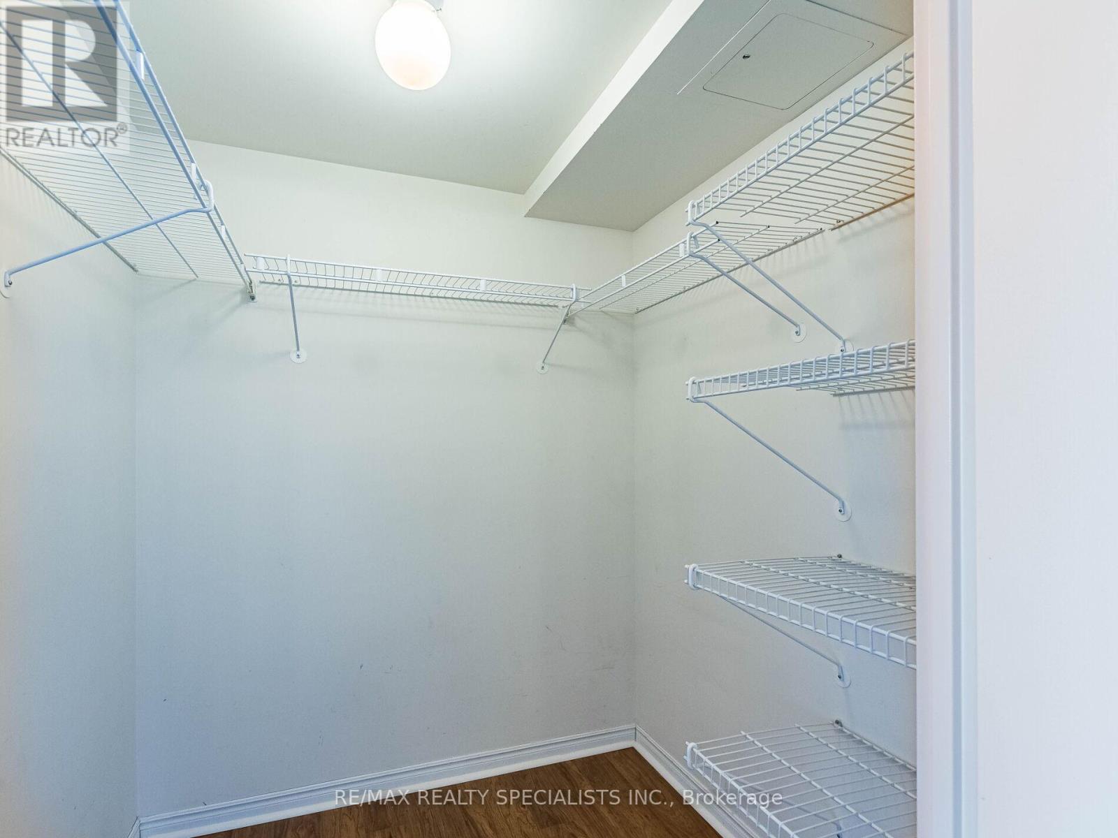 #1002 880 DUNDAS STREET W - 22