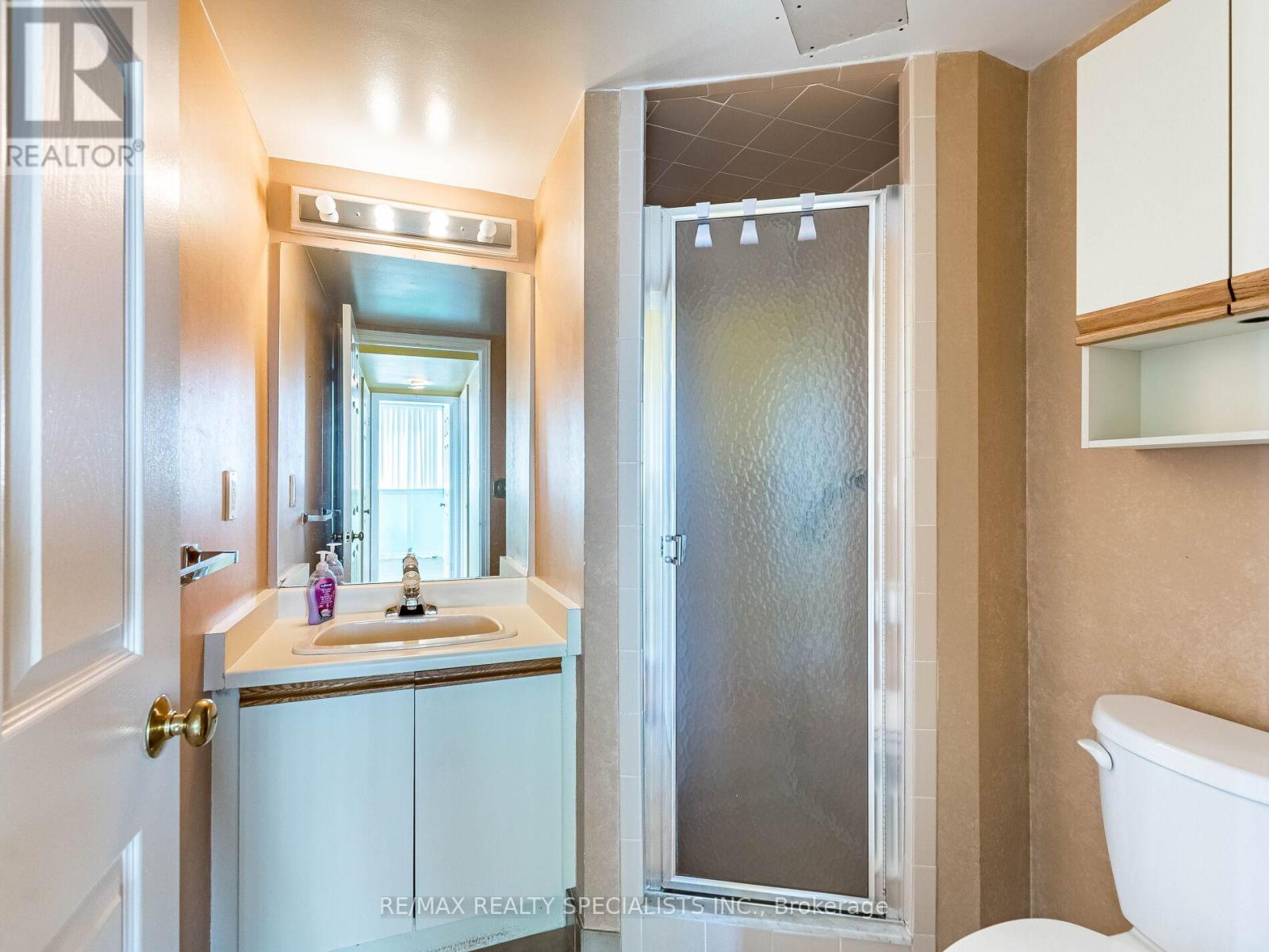 #1002 880 DUNDAS STREET W - 27