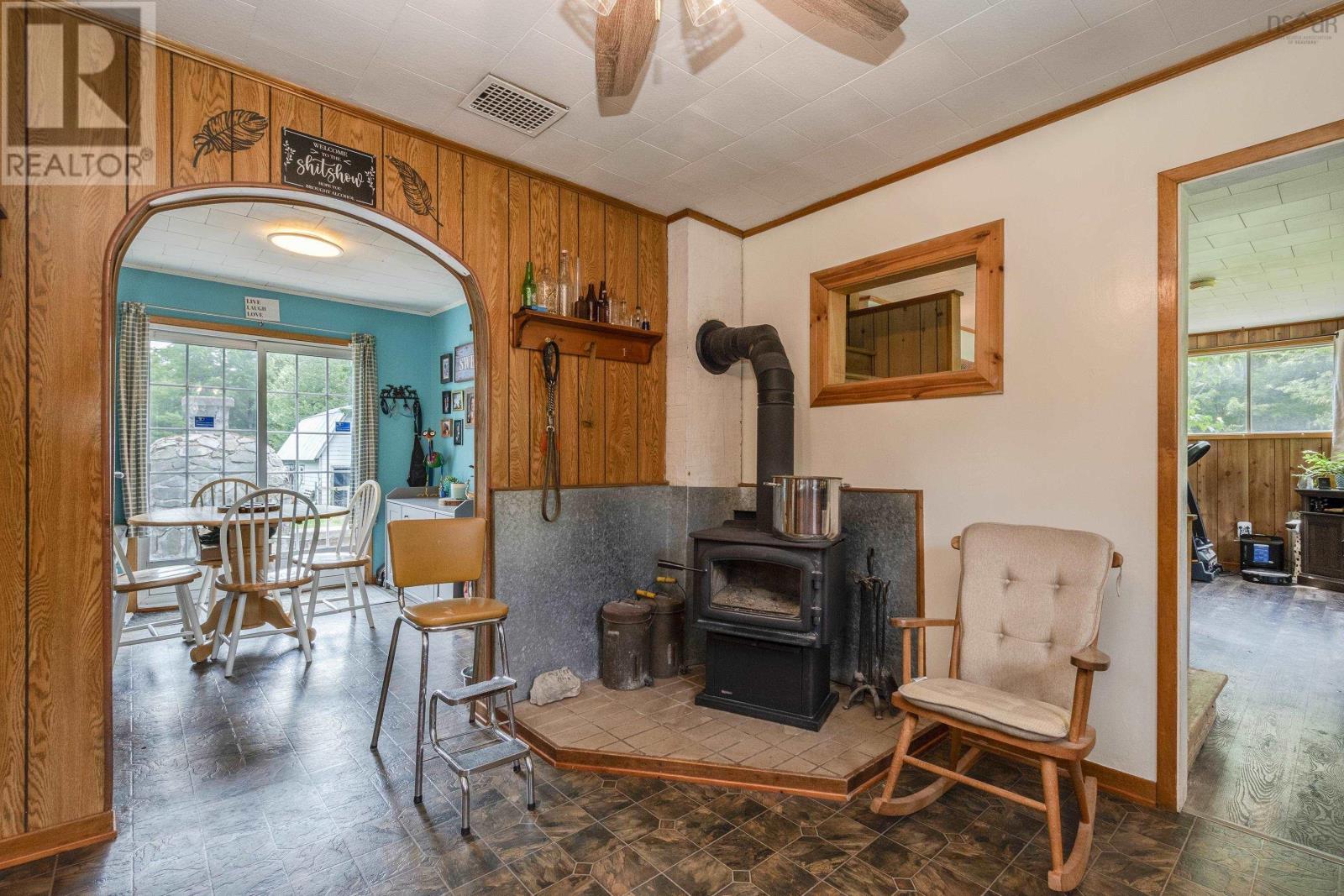 Property 9 of 33 of 672 East Dalhousie Road