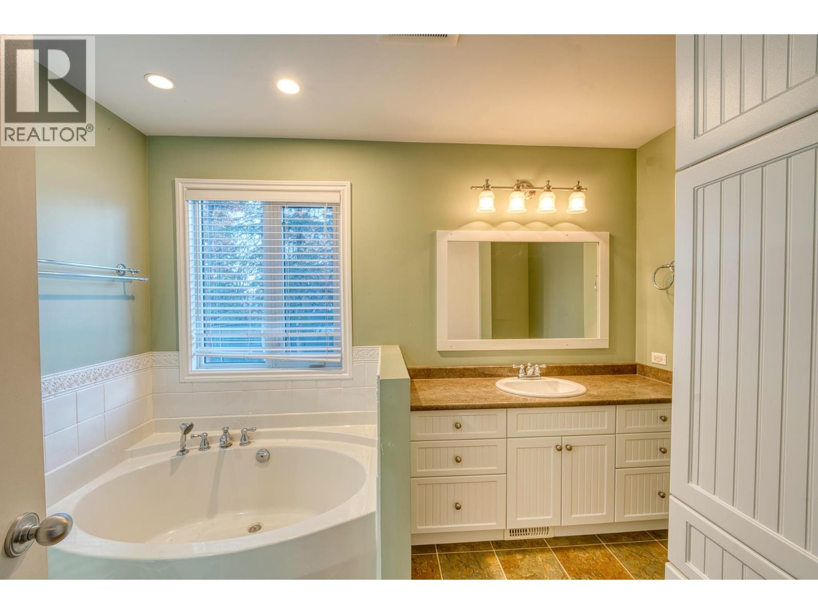12874 FOREST AVENUE - 17
