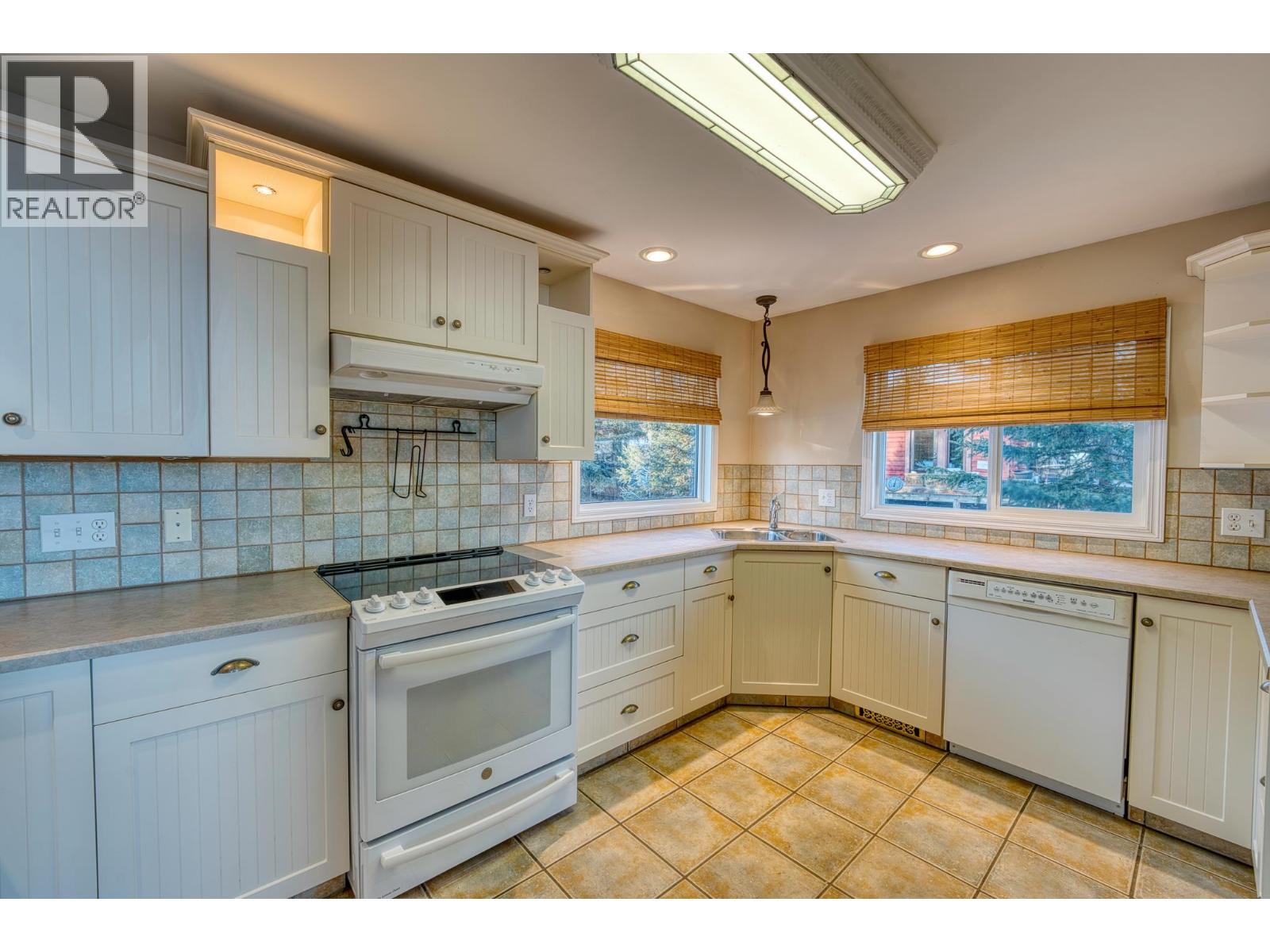 12874 FOREST AVENUE - 11