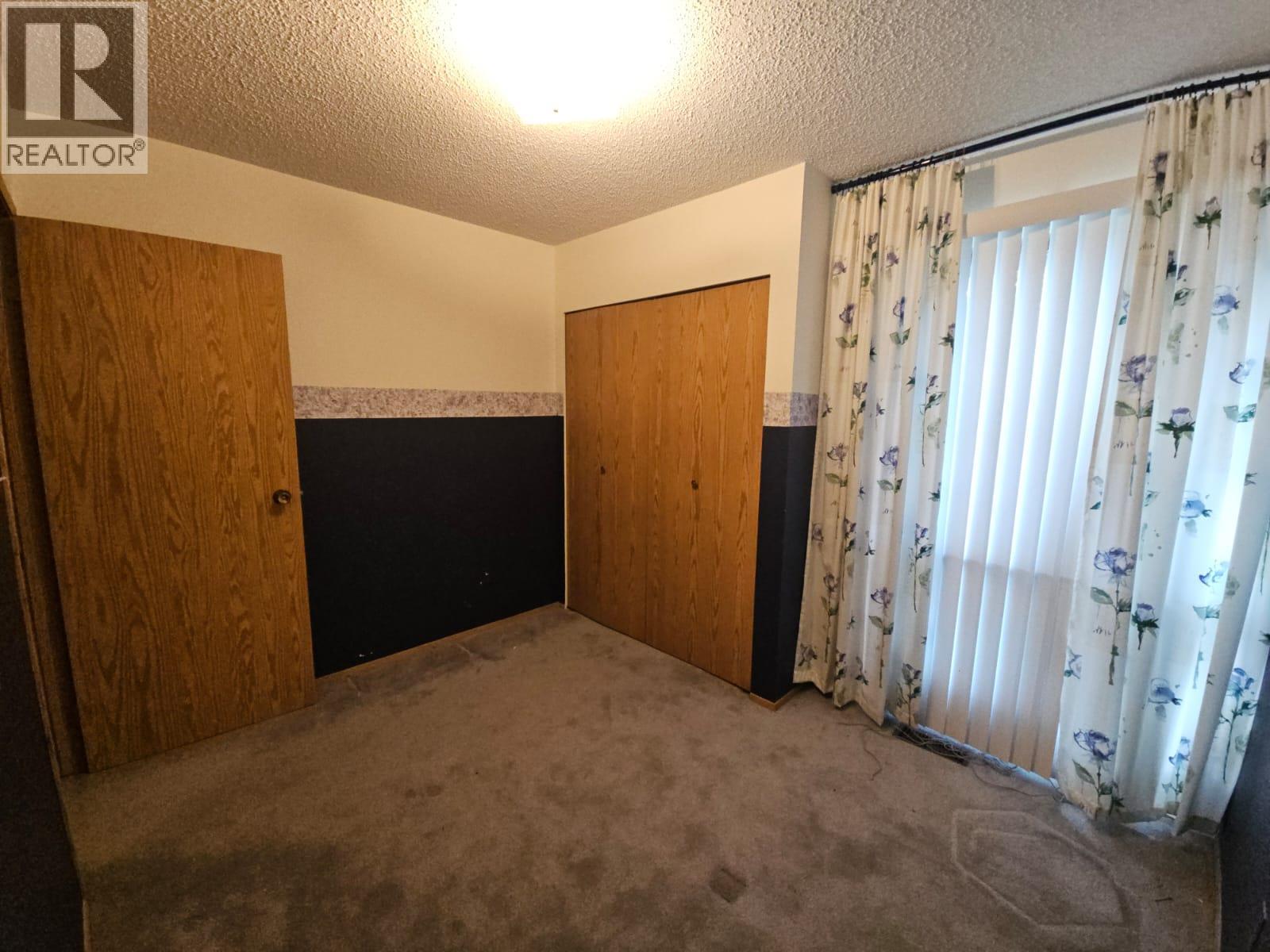 323 Cottonwood Avenue, Tumbler Ridge