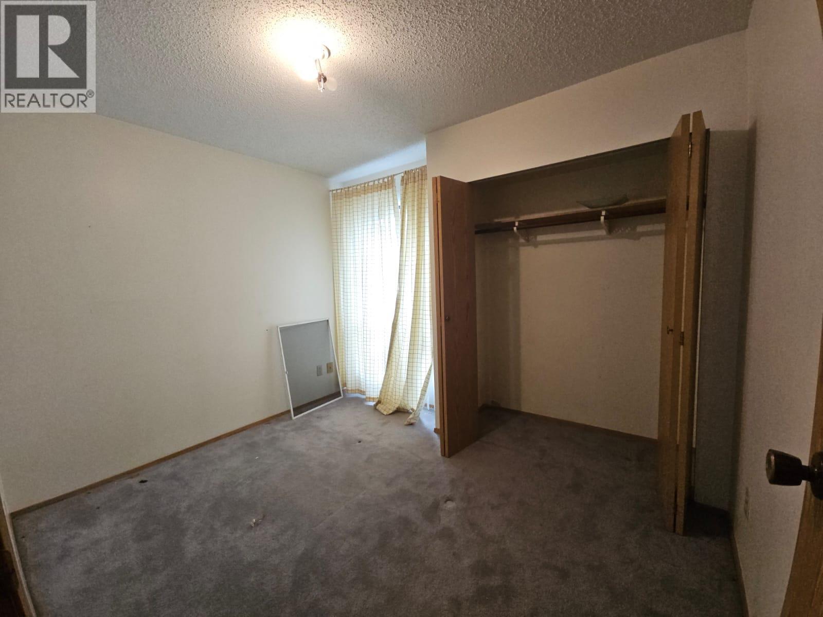 323 Cottonwood Avenue, Tumbler Ridge