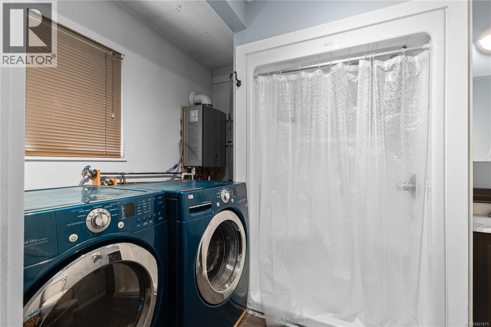 1860 CRANBERRY CIR - 24